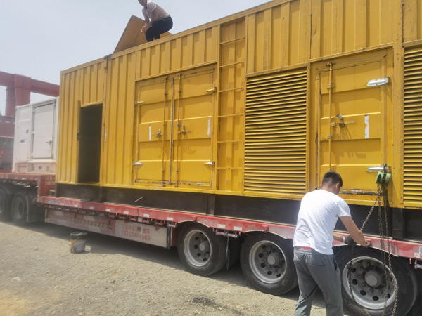 山西发电机出租100KW发电机需要什么规格的电缆线?